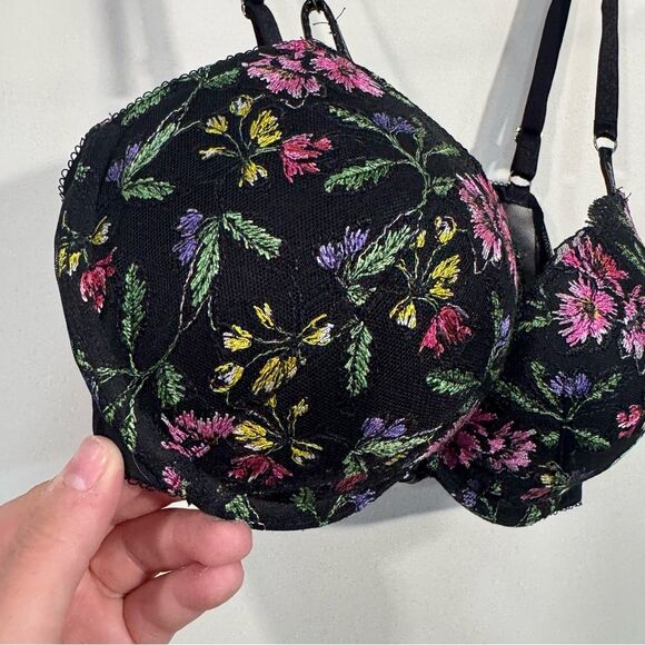 Victoria's Secret 36C Black Floral Embroidered Very Sexy Push Up Bra - Picture 3 of 4